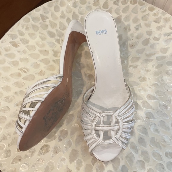 White Hugo Boss kitten heels - Picture 3 of 6